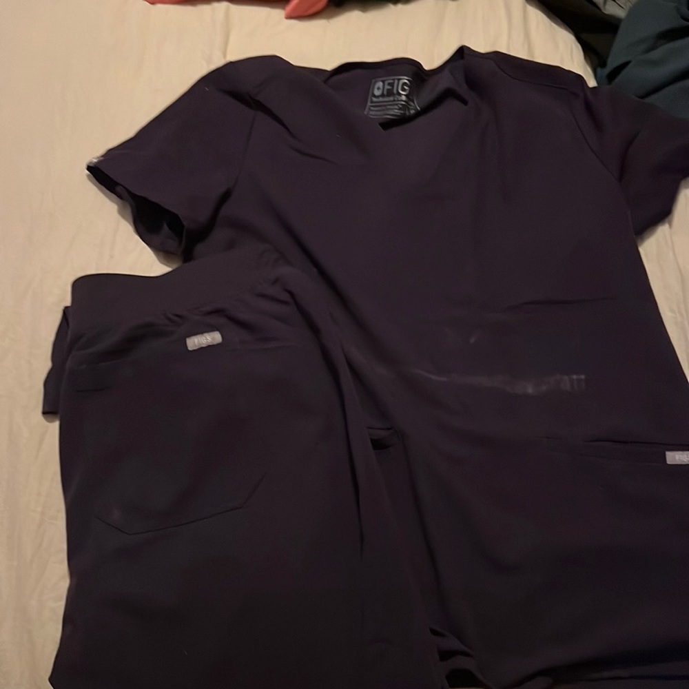 Figs scrubs set
